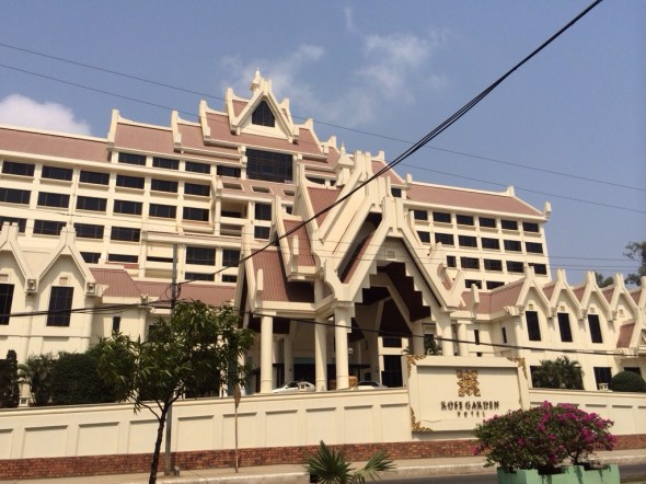 Hotelão em Yangon